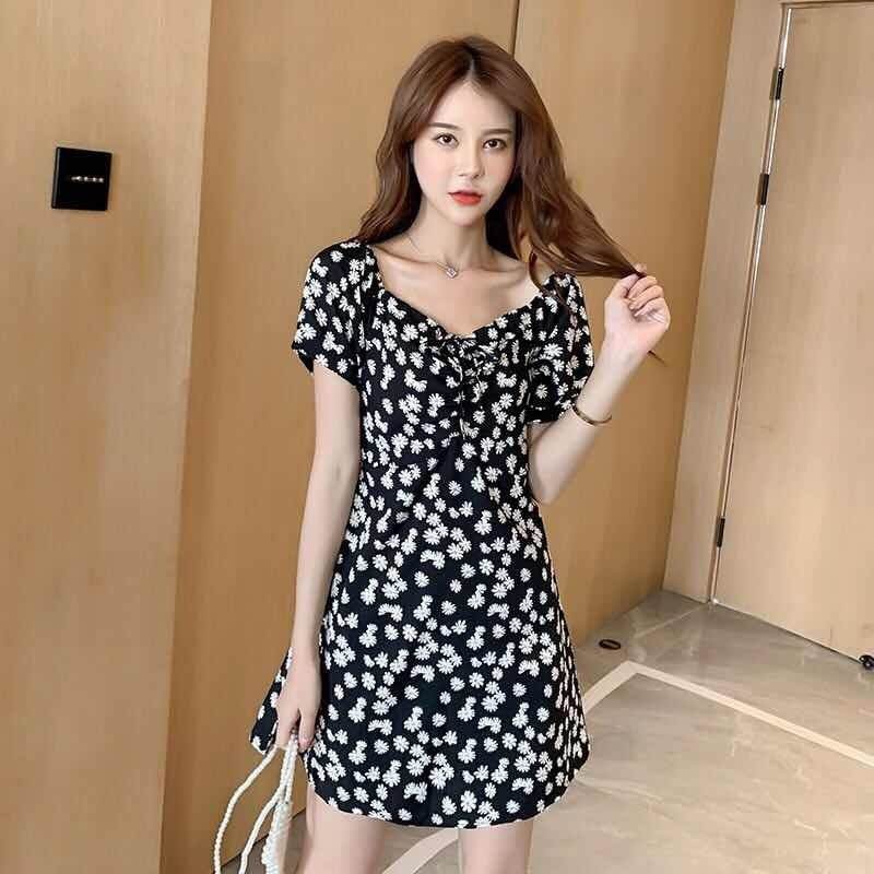 Daisy Dress Slim-Fit Slimming off-Shoulder Floral dress 2024 Summer New Internet Celebrous Same Style Dress