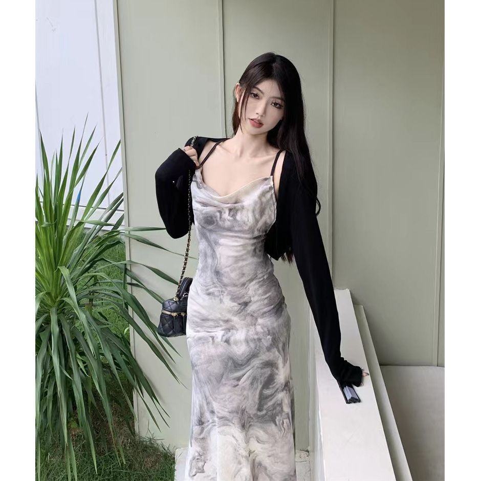 Elegant Socialite High Waist Sling dress Summer 2023 New French Backless Design Chic Midi Dress