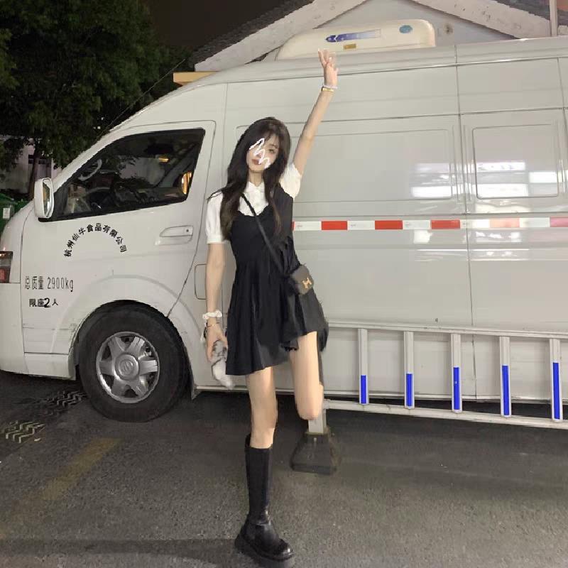 French Design Sense suit 2024 New College Style Women's Wear Spring Black Strap Sweet and Spicy dress Summer
