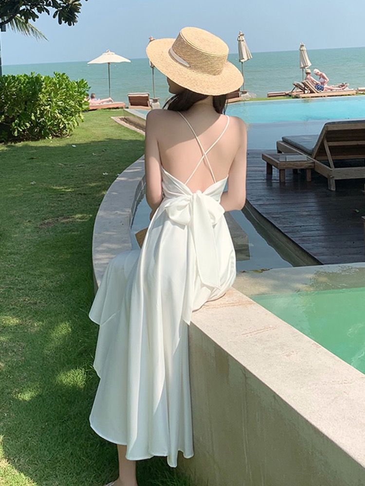 Sanya Travel Wear Internet Popular Sling Backless dress Summer Slim White Fairy Dress Seaside Holiday Beach Dress