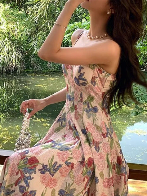 2024 New retro floral strap dress women's summer fairy beach dress high-grade mid-length dress elegant all-match
