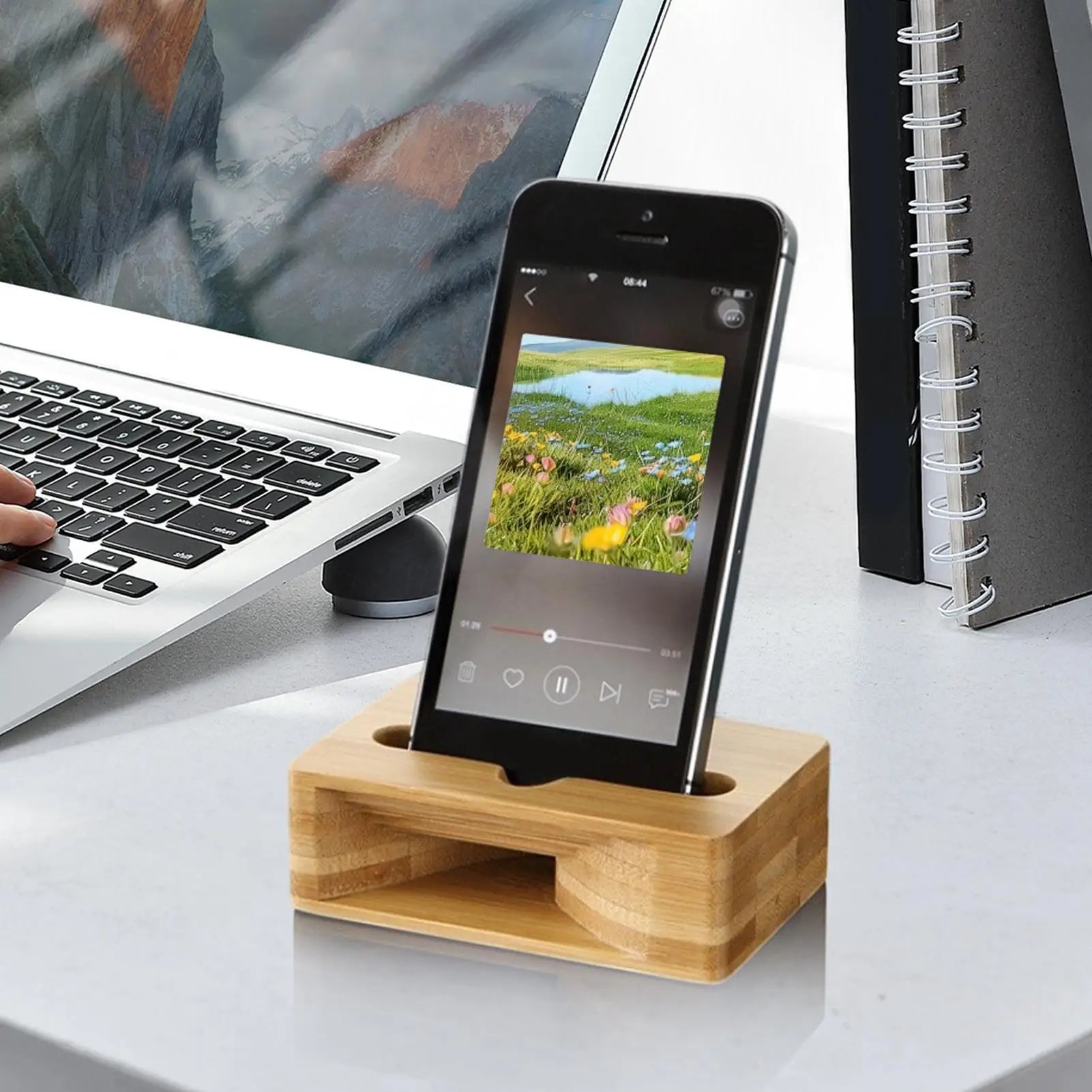 Wooden Phone Speaker Cell Phone Deskholder Sound Amplifier Phone Dock Clear Calls and Music Mobile Phone Riser Loudspeaker
